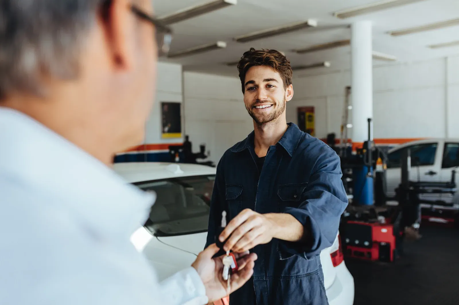 Front office, Claims, rentals & scheduling at Collision Auto Center